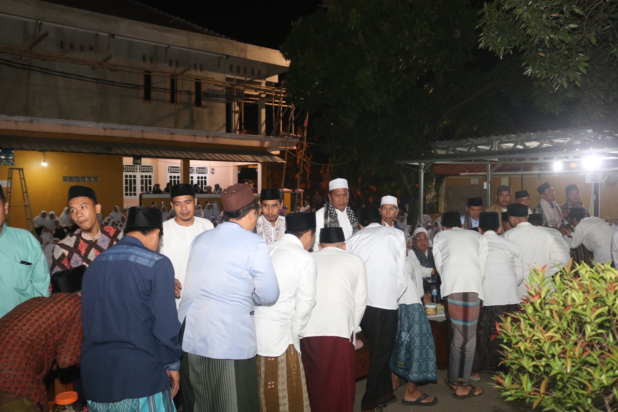 Ilmu yang bermanfaat dan barokah